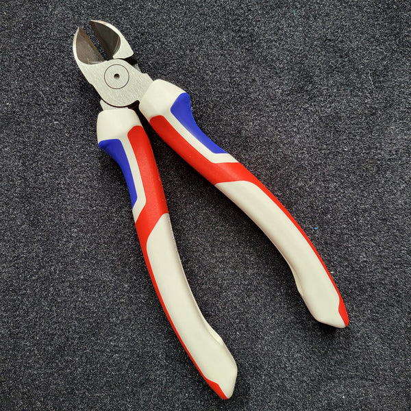 Knipex Limited Edition 2024 We Forge Winners Diagonal Cutting Nipper